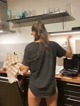 spottyyy online show from January 2026 08:01:02 PM