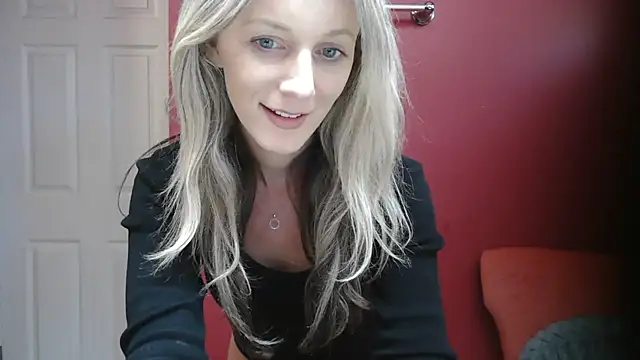 Heyitsmee33 online show from January 2025 08:52:02 PM