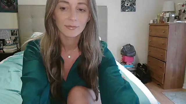 Heyitsmee33 online show from March 2026 10:49:01 PM