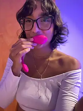 aurora xoxo online show from January 2025 04:47:01 AM