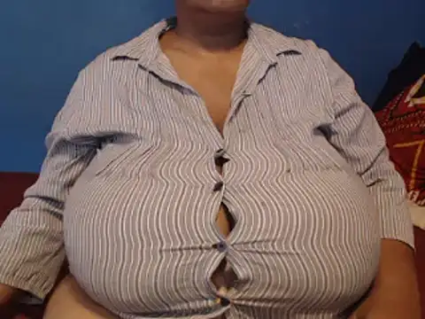 CUTEFIRMMELONSS online show from January 2025 03:33:01 PM