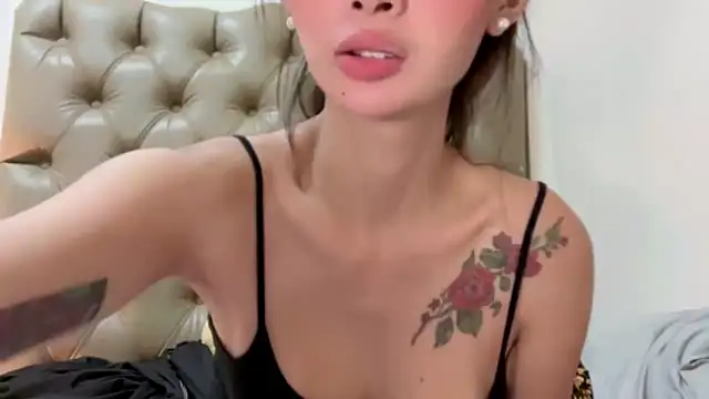 ehotlovea  online show from March 2026 03:39:01 PM