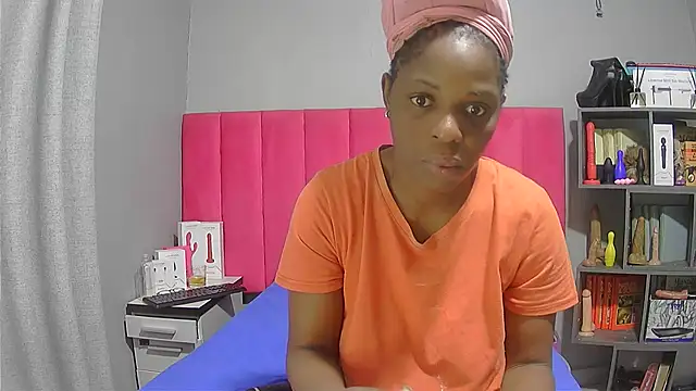 Shaniko89 online show from October 2025 04:53:02 AM