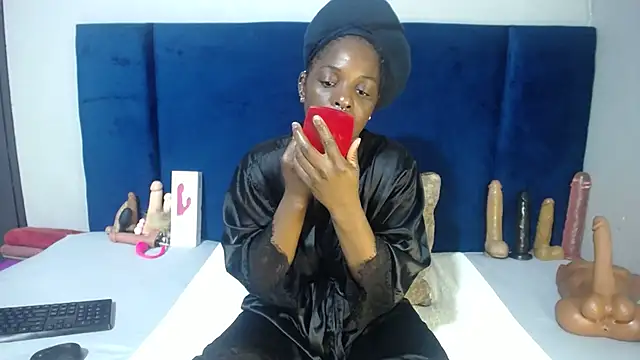 Shaniko89 online show from December 2025 10:47:02 PM