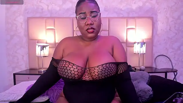 Darnellqueen online show from February 2025 07:13:02 AM