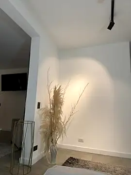 Snapshot of EllaSanz_ chatting on November 2025 07:34:02 PM EllaSanz online show from November 2025 07:34:02 PM