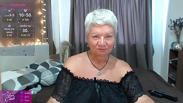 roxana brooks online show from June 2026 12:46:02 AM