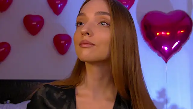 VirginieCruz online show from February 2025 07:28:01 PM