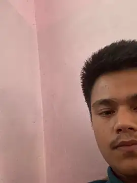 Hullax online show from March 2026 04:19:01 AM