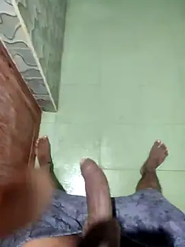 Snapshot of yo19boy chatting on December 2024 10:01:02 AM yo19boy online show from December 2024 10:01:02 AM