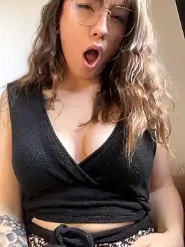 TalullaX online show from December 2024 09:56:01 AM