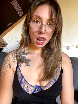 TalullaX online show from October 2025 10:05:02 AM