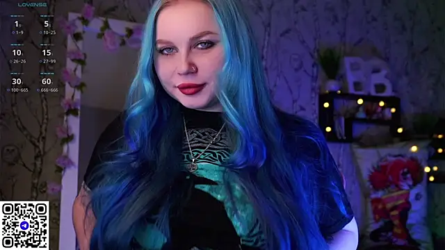Snapshot of Moon_Valkyrie chatting on February 2025 11:04:01 PM Moon Valkyrie online show from February 2025 11:04:01 PM