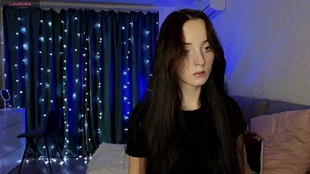 Silver rains online show from March 2025 08:30:01 PM