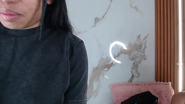 mary live online show from November 2025 12:44:02 PM