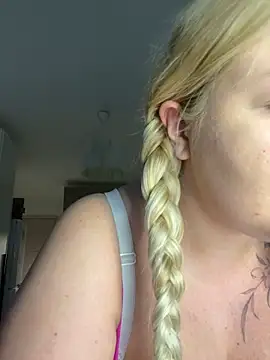 OdriOlsens online show from December 2024 12:50:02 PM