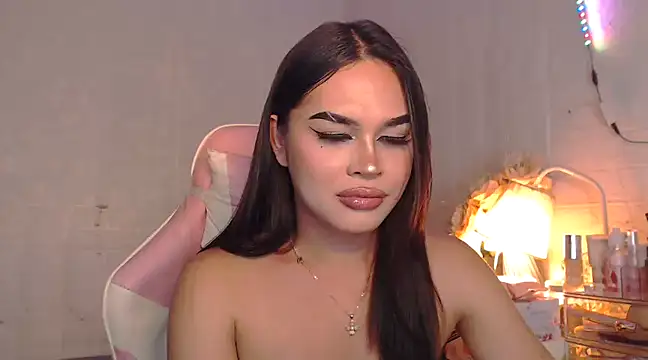 Ashely Lewis online show from January 2025 02:03:02 PM