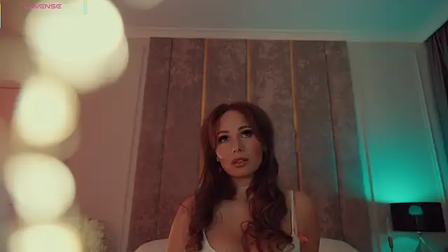 MilaDYstarlight online show from September 2025 10:03:02 PM