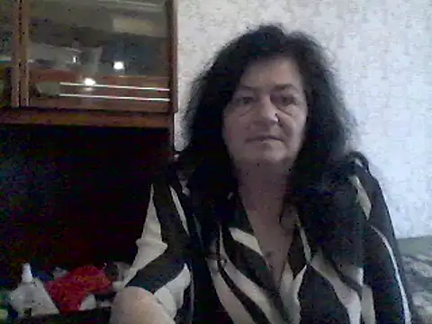 GypsiQueen2 online show from March 2025 02:23:02 PM