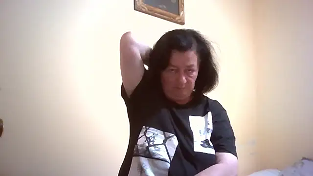 GypsiQueen2 online show from May 2026 07:42:02 PM