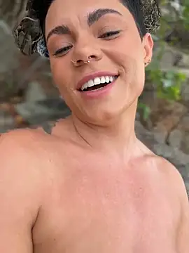 LukeLouHarvey online show from September 2025 03:23:02 AM