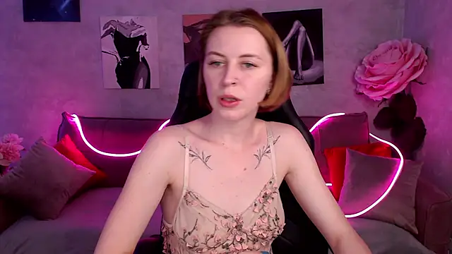 tiffany  burn online show from December 2024 05:39:02 AM