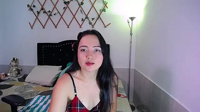 naughty girl 4u online show from October 2025 07:04:02 PM