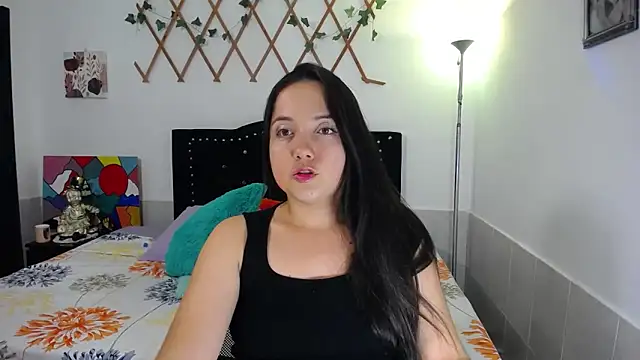 Snapshot of naughty_girl_4u chatting on May 2026 08:14:02 PM naughty girl 4u online show from May 2026 08:14:02 PM