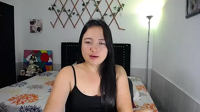 Snapshot of naughty_girl_4u chatting on May 2026 09:23:01 PM naughty girl 4u online show from May 2026 09:23:01 PM