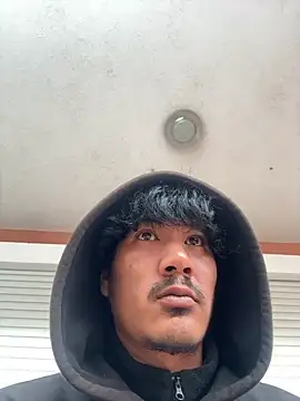 juniiorre online show from October 2025 11:11:01 AM