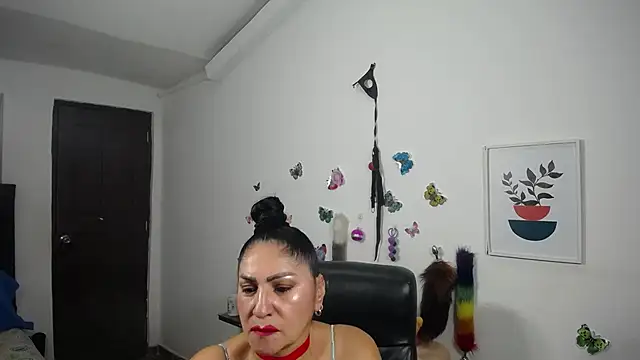 Snapshot of mature_bigboobs10 chatting on February 2026 03:56:01 AM mature bigboobs10 online show from February 2026 03:56:01 AM