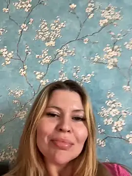 Lovers  Annn online show from November 2025 06:27:01 AM