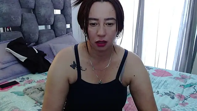 Snapshot of sara_hott_1 chatting on November 2025 01:55:02 PM sara hott 1 online show from November 2025 01:55:02 PM