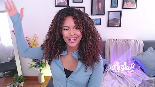 Amelia bss online show from March 2025 01:42:02 PM