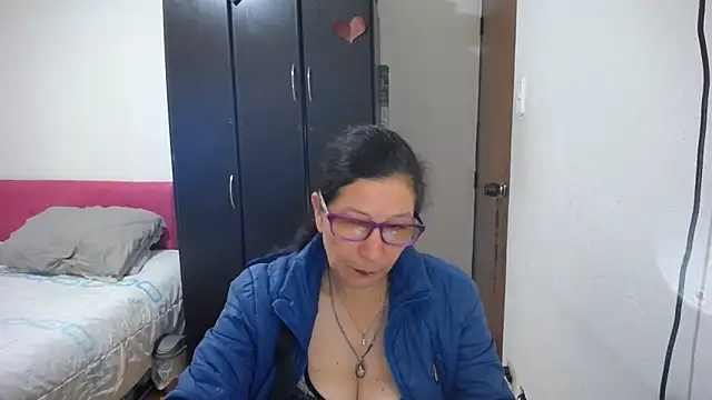latin49 online show from May 2026 03:15:02 AM