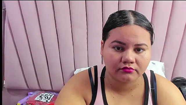 ValenTitis online show from March 2025 08:03:02 PM