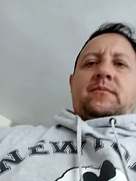 vergon10699 online show from December 2024 04:09:01 PM