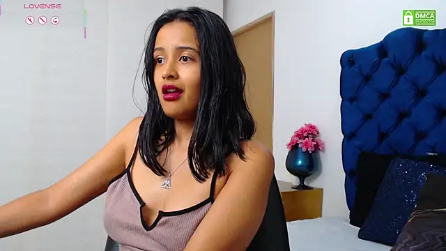 Lili666  online show from April 2026 06:19:01 AM