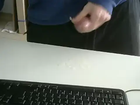 Snapshot of snowypaul11 chatting on November 2025 08:37:02 AM snowypaul11 online show from November 2025 08:37:02 AM