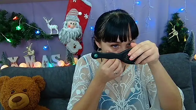 Snapshot of NinaFlawlees chatting on December 2024 10:21:01 PM NinaFlawlees online show from December 2024 10:21:01 PM