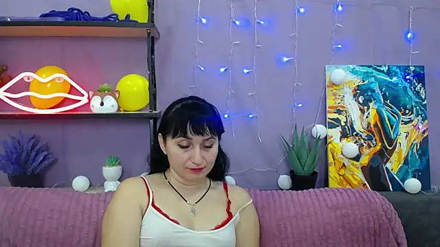 Snapshot of NinaFlawlees chatting on January 2025 02:42:02 AM NinaFlawlees online show from January 2025 02:42:02 AM