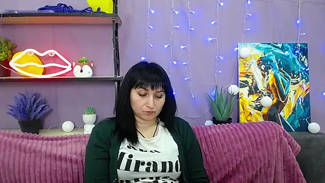 Snapshot of NinaFlawlees chatting on January 2025 01:48:01 AM NinaFlawlees online show from January 2025 01:48:01 AM