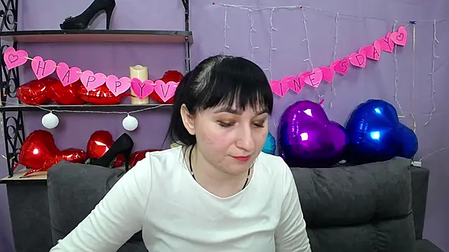 Snapshot of NinaFlawlees chatting on February 2025 07:10:01 PM NinaFlawlees online show from February 2025 07:10:01 PM