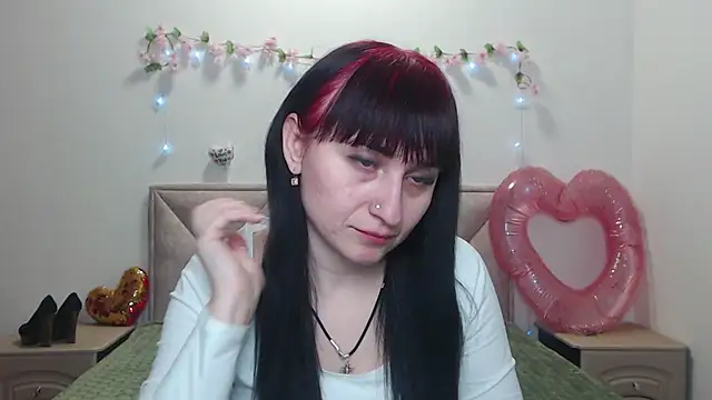 NinaFlawlees online show from March 2026 12:56:02 PM