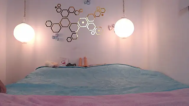 adriscute online show from March 2025 01:45:02 AM