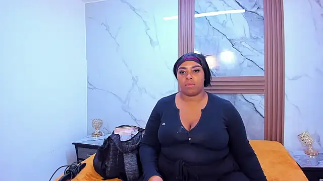 HannyMansonh online show from March 2025 04:43:01 AM