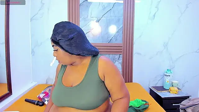 HannyMansonh online show from October 2025 04:02:02 AM