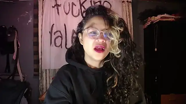 Hathorlove online show from February 2026 07:04:01 AM