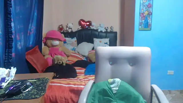 Snapshot of milfeddy_ chatting on March 2025 05:25:01 PM milfeddy online show from March 2025 05:25:01 PM
