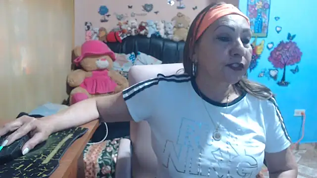 Snapshot of milfeddy_ chatting on April 2026 09:19:01 PM milfeddy online show from April 2026 09:19:01 PM